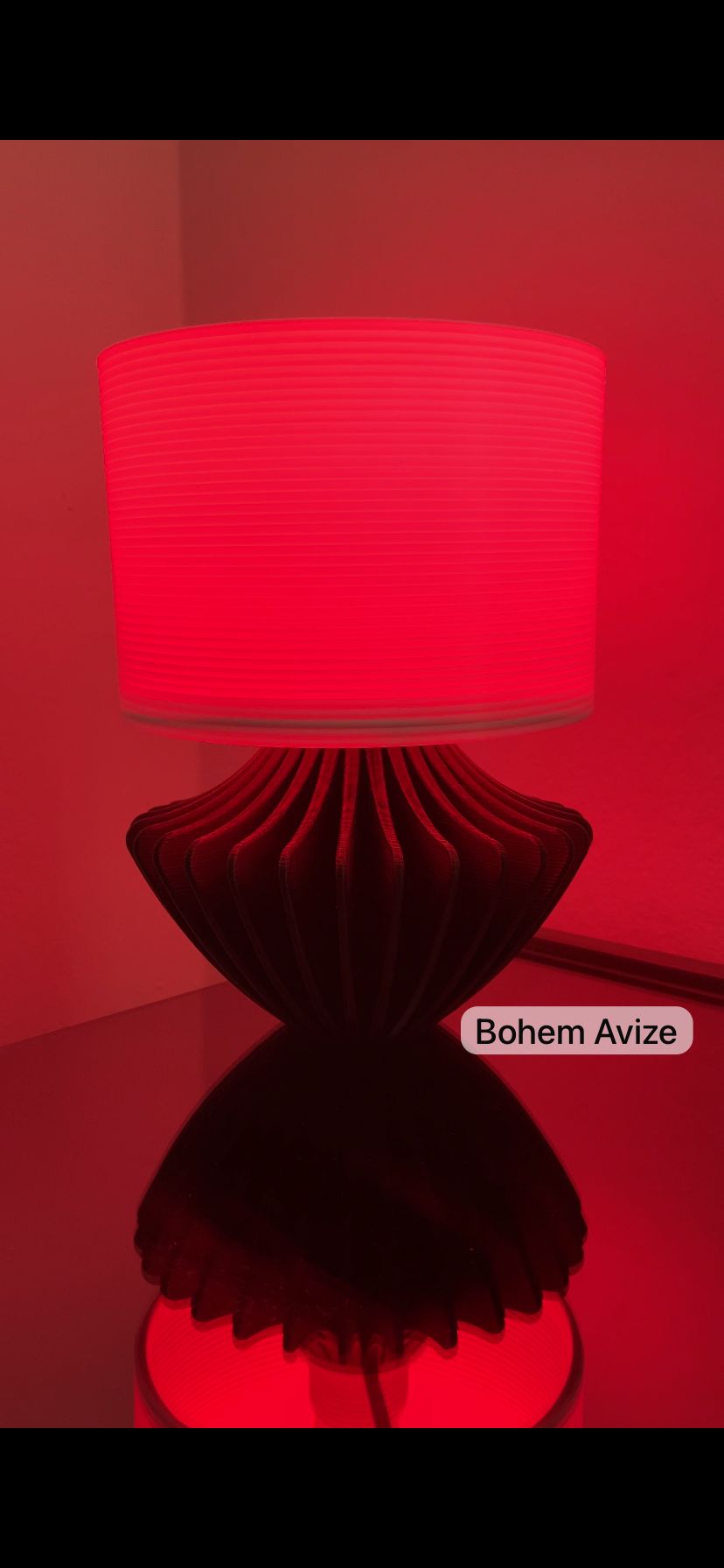 Modern Tarzda RGB Akıllı Abajur (Kumandalı, 12 farklı renkte) Renkli Ambiyans