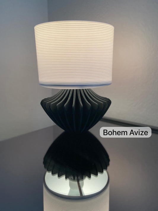 Modern Tarzda RGB Akıllı Abajur (Kumandalı, 12 farklı renkte) Renkli Ambiyans